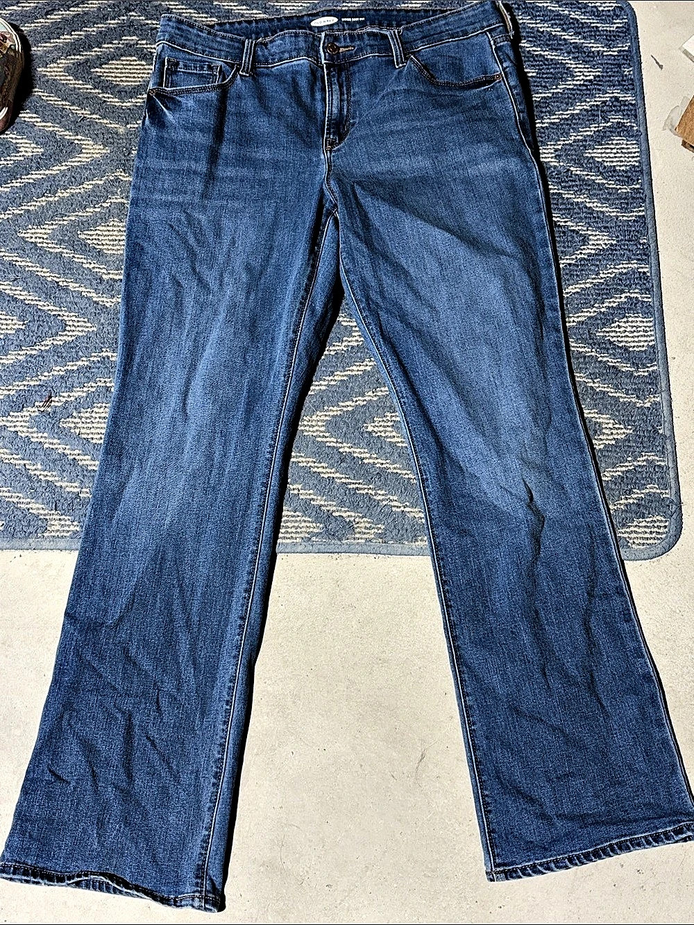 Old Navy Kicker Boot-Cut Jeans Blue Waist 14